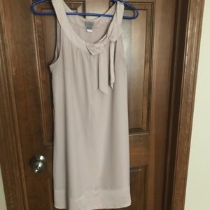 H&M Cream Sleeveless Dress with Bow Detail